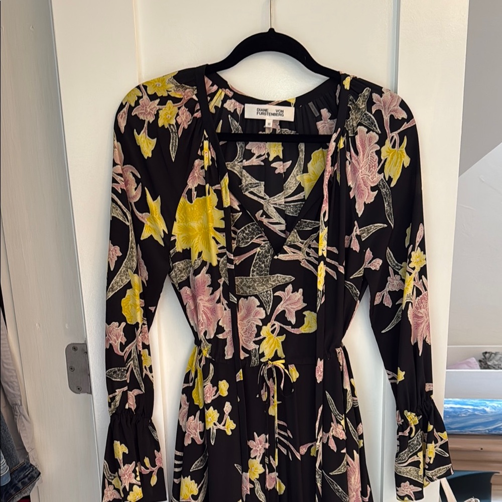 Diane Von Furstenberg Bell Sleeve Maxi Dress
